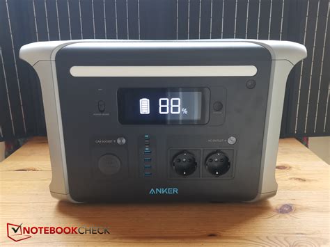 Powerstation Anker 757 and solar panel Anker 625 in hands-on: Stand ...