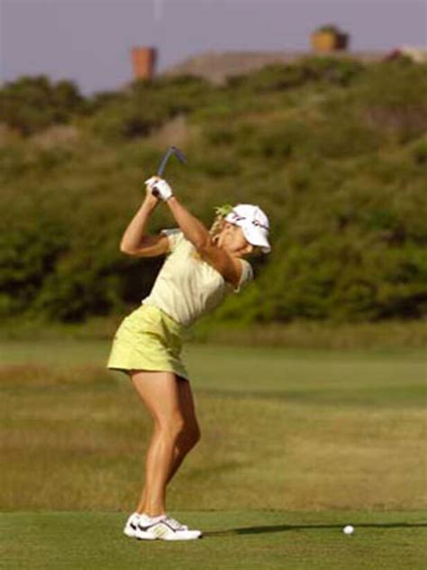 On tour with Natalie Gulbis | Golf News and Tour Information | Golf Digest
