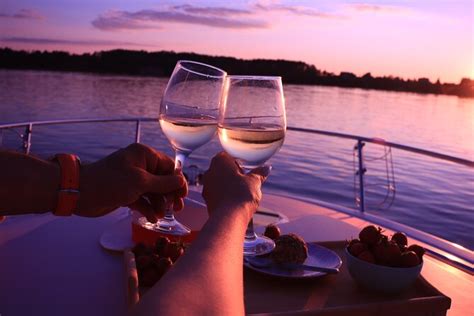 2026 Torrevieja: Sunset onboard Exclusive Boat + Cava (with Reviews)