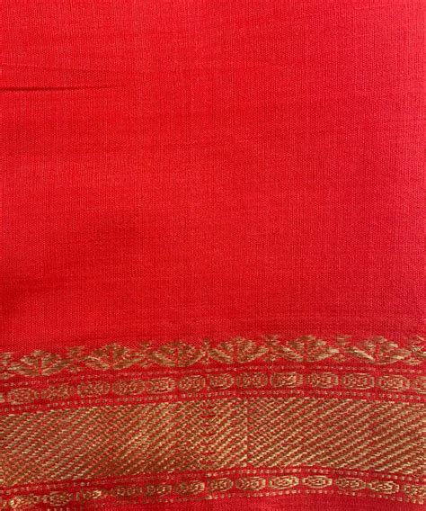 Red hand woven tussar silk saree – GoCoop