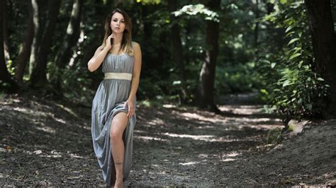 Download wallpaper look, nature, face, model, dress, Saula, section ...