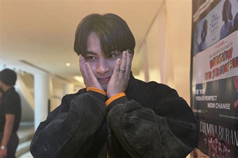 Maki emotional after topping inaugural Billboard PH Hot 100 chart | ABS ...