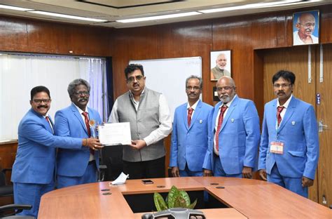 The RINL News Portal