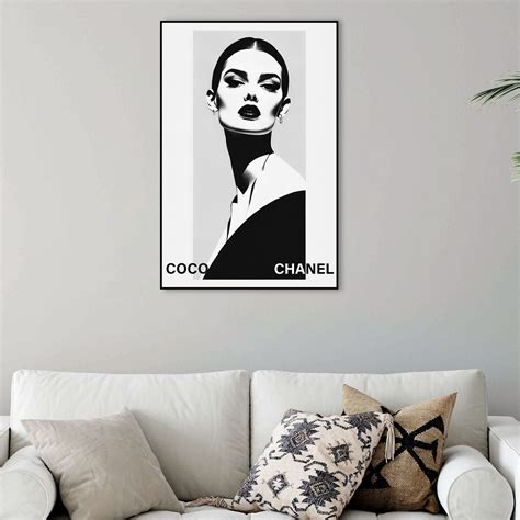 Striking Black Lips: Elegance Captured Canvas Wall Painting – Nestroots