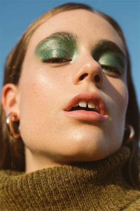 Perk up your eye makeup with these interesting looks! – Qurez