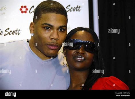 Nelly rapper chicago hi-res stock photography and images - Alamy