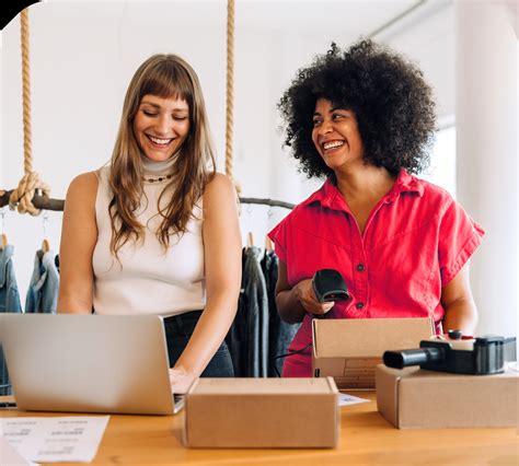 World-First Logo 的图像结果