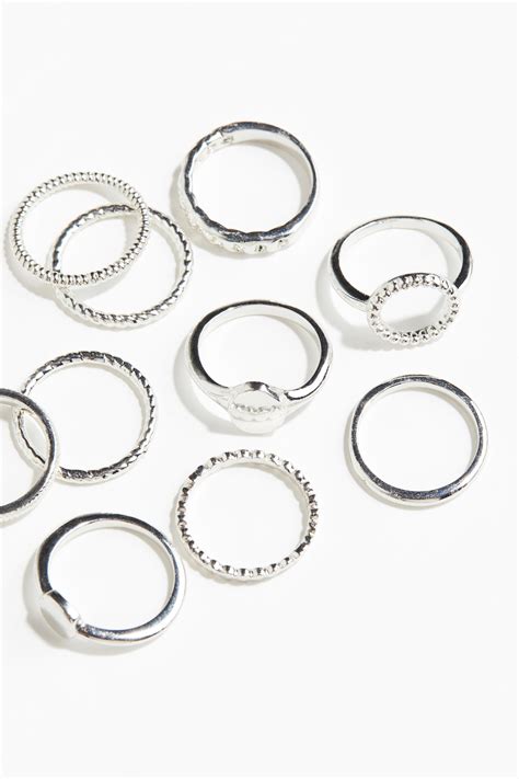11-pack rings - Silver-coloured - Ladies | H&M IN