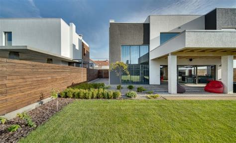 Wall Tiles Design for Outside House to Give a Better to Your Dream Abode