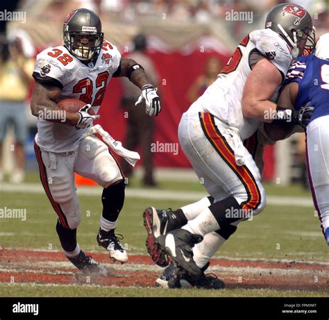 Tampa, FL, USA. 18th Sep, 2005. Tampa Bay Buccaneers running back ...