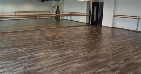 What Type of Flooring Suitable For Dance Studio? - Evorich Flooring