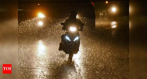 Thunderstorm, warning, rain alert issued for Mumbai | Mumbai News - The ...