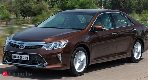 Toyota Camry Hybrid: The eco-friendly, with good looks - The Economic Times