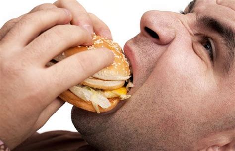 5 Things You Should Avoid at the Dinner Table