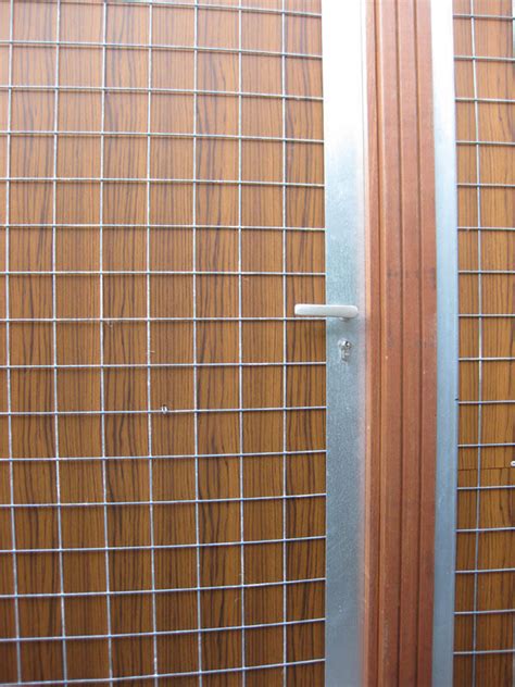 Wooden garden gate / metal - KOKOWALL - Kokosystems BV - Videos