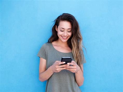 WhatsApp’s New Feature Allows Group Admins To Block Forwarded Messages