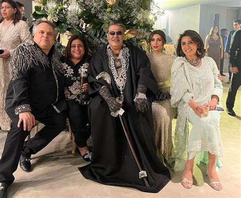 Shweta Bachchan: ಬ್ಲ್ಯಾಕ್ ಡ್ರೆಸ್, ಮೈತುಂಬಾ ವಜ್ರಾಭರಣ! ಬಿಗ್ ಬಿ ಮಗಳ ಜೊತೆ ...