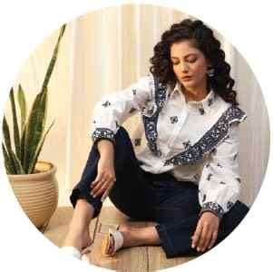 Women High Neck Slim Fit Skivvy