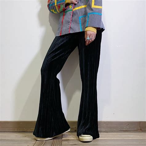 velour black flare pants | LEMON