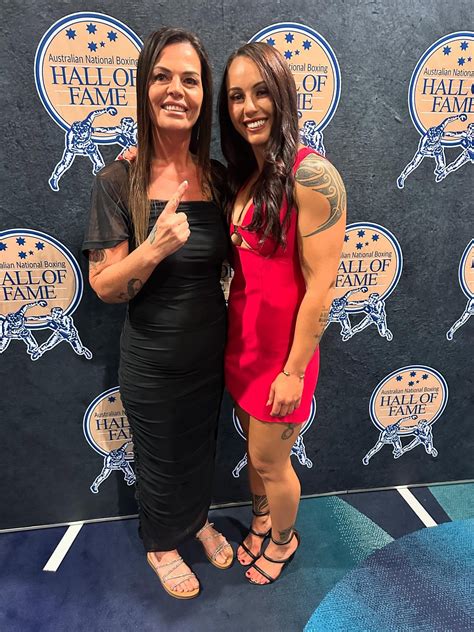 Cherneka Johnson's feet