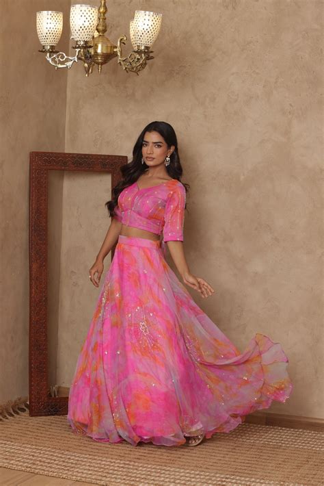 INIRA PINK DETAILED LEHENGA SET – Deasha India