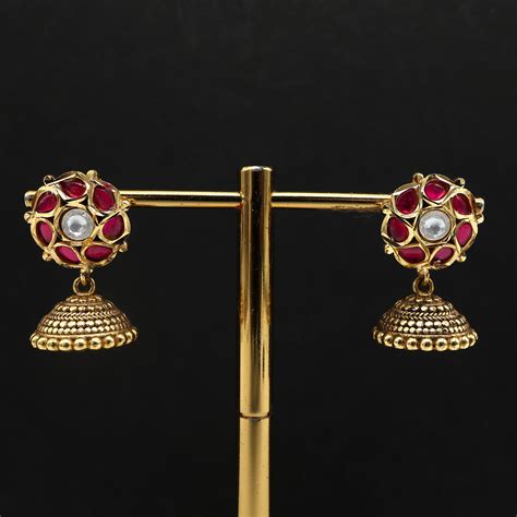 ANTIQUE GOLD CUTE SMALL JADAU KUNDAN ETHNIC JHUMKAS - Red With White