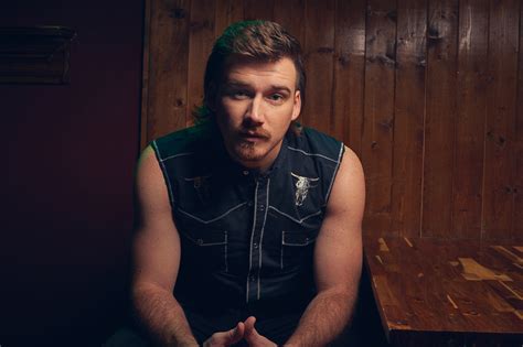 Morgan Wallen's 'Whiskey Glasses': See Live Video - Rolling Stone