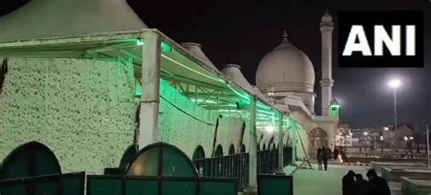 Muslims across country celebrate 'Shab-e-Baraat'; Jama Masjid Shahi ...