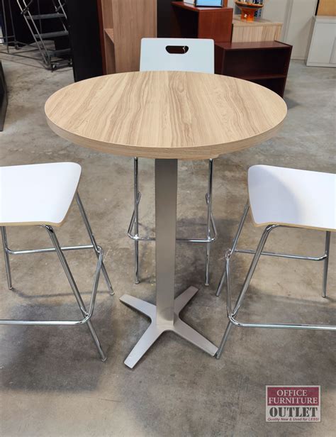 Enwork 30" Round Table Beachwood - Office Furniture Outlet - Used ...