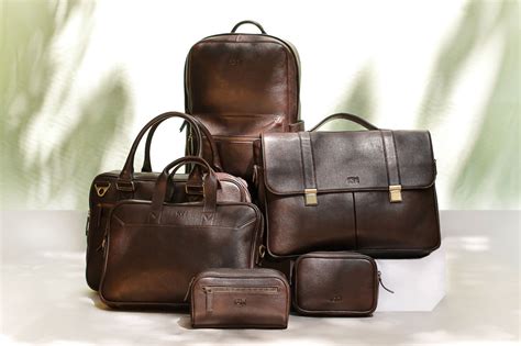 Tohl : Luxury Leathercraft