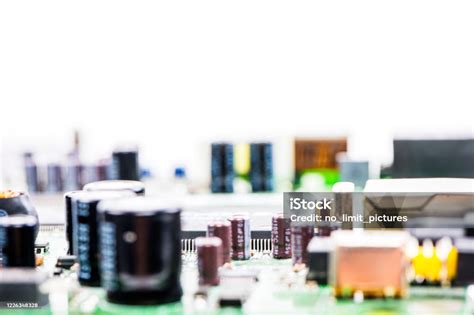 Circuit Board Inside a Computer Image 的图像结果