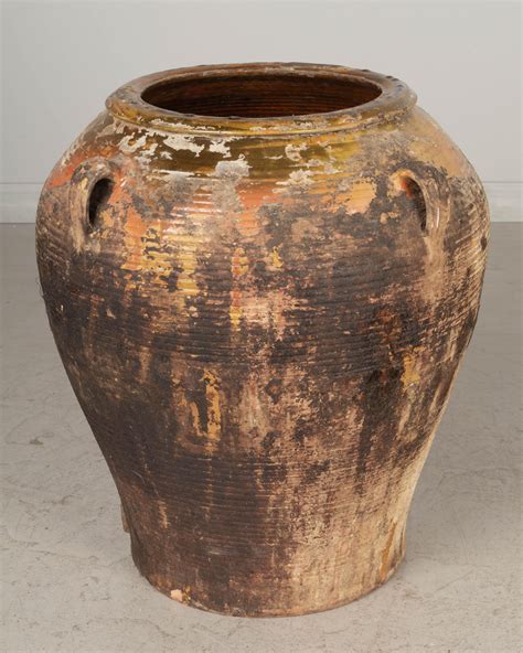 19th Century Spanish Terracotta Olive Jar For Sale at 1stDibs