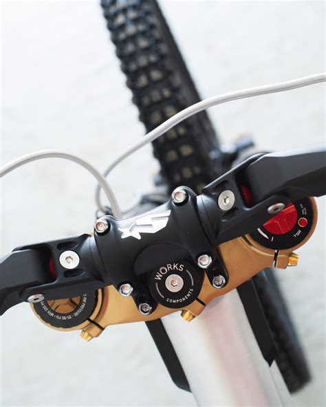 Fasst Company Flexx DH Handlebar Review — AstonMTB Reviews