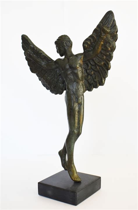 Icarus - Son of Daedalus - Escape From Crete With Wings From Wax and ...