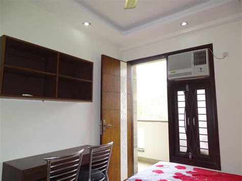 RK Homes - Girls Accommodation in Vijay Nagar North Delhi