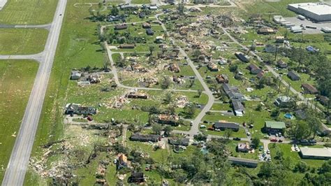 Kentucky tornadoes: Nearly 2 dozen dead as severe weather outbreak ...