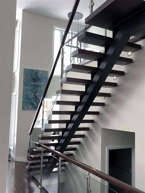 Central single steel stair stringer - LPA SERIES - PARIS | Prestige Metal