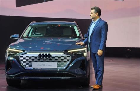 Luxury EV sales are expected to quadruple from 500-600 electric cars in ...