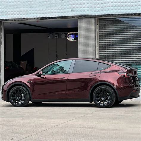 Tesla Model Y Wrap, Best Ravoony Gloss Black Rose Vinyl Wrap Tesla Model Y Wrap - ravoony.com