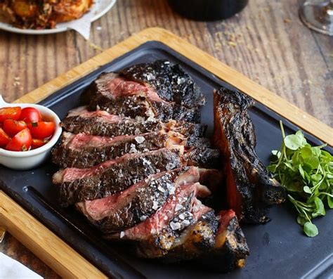 how to make a medium rare steak at home