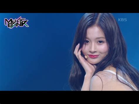 O.O - NMIXX [Music Bank] | KBS WORLD TV 220624 [d41320]