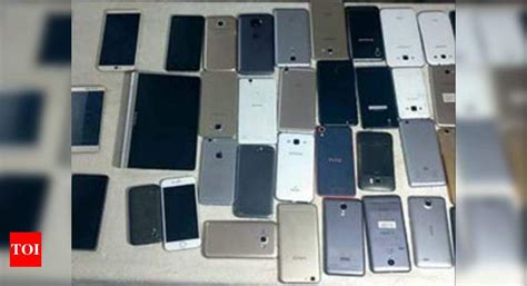Code words, knowing gazes, snap deals run Chennai’s stolen phone trade ...