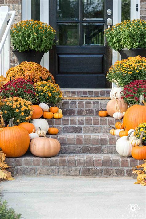 Front Step Fall Decor 的图像结果