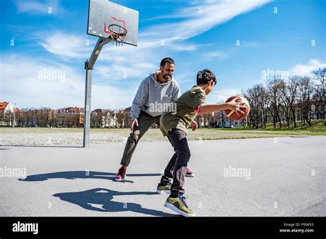 Basketball Children 的图像结果