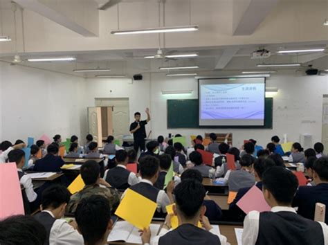 成都理工大学工程技术学院教务处官网：https://jwc.cdutetc.cn/