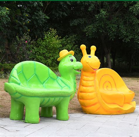 玻璃钢卡通雕塑小狗创意休息椅大型商场休闲座椅幼儿园造型坐凳 - 深圳市凡贝尔玻璃钢工艺有限公司