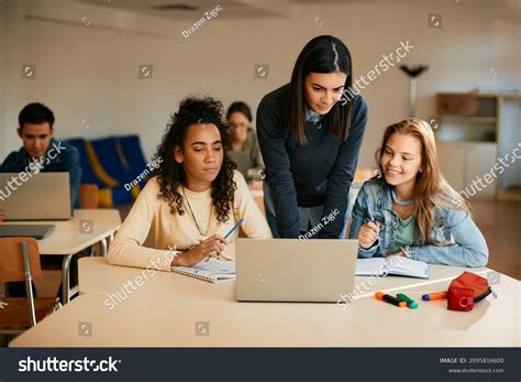 Computer Instructor 的图像结果