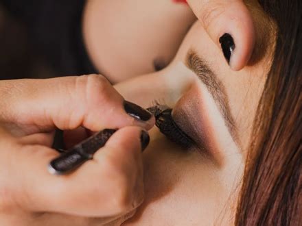 Individual Classic Lashes Tutorial 的图像结果