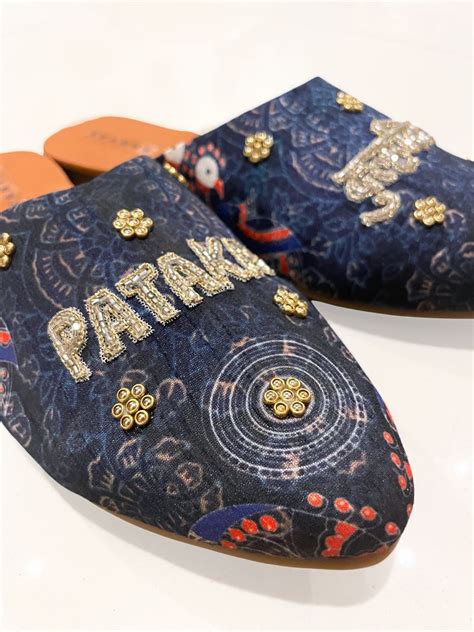Personalised Tagline Flat Mules – Kanvas