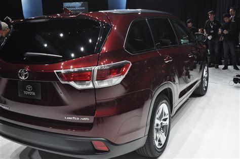 New York Auto Show 2013: Toyota Unveils The 2014 Highlander SUV [PHOTOS] | IBTimes